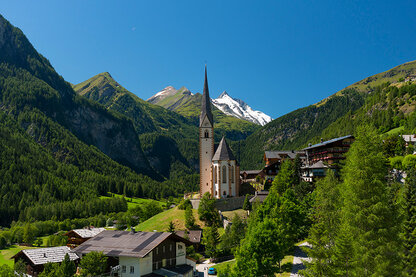 Heiligenblut am Grossglockner Dorfaussicht Heiligenblut am Grossglockner Dorfaussicht